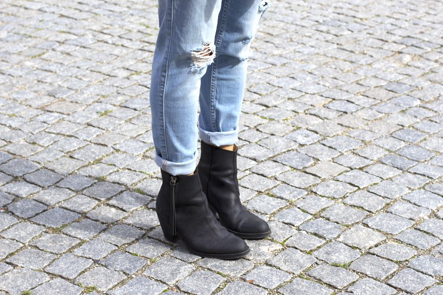 Acne Pistol Boots Outfit