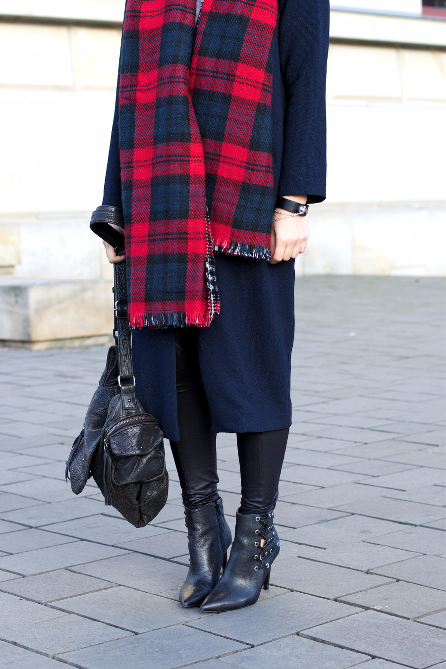Checked Plaid Oversized Scarf