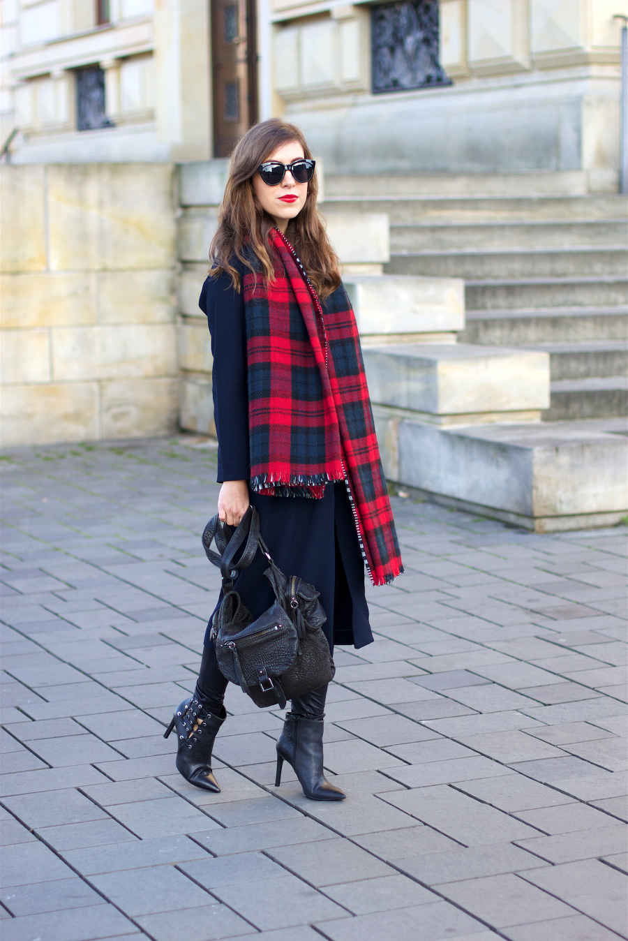 Checked Plaid Oversized Scarf