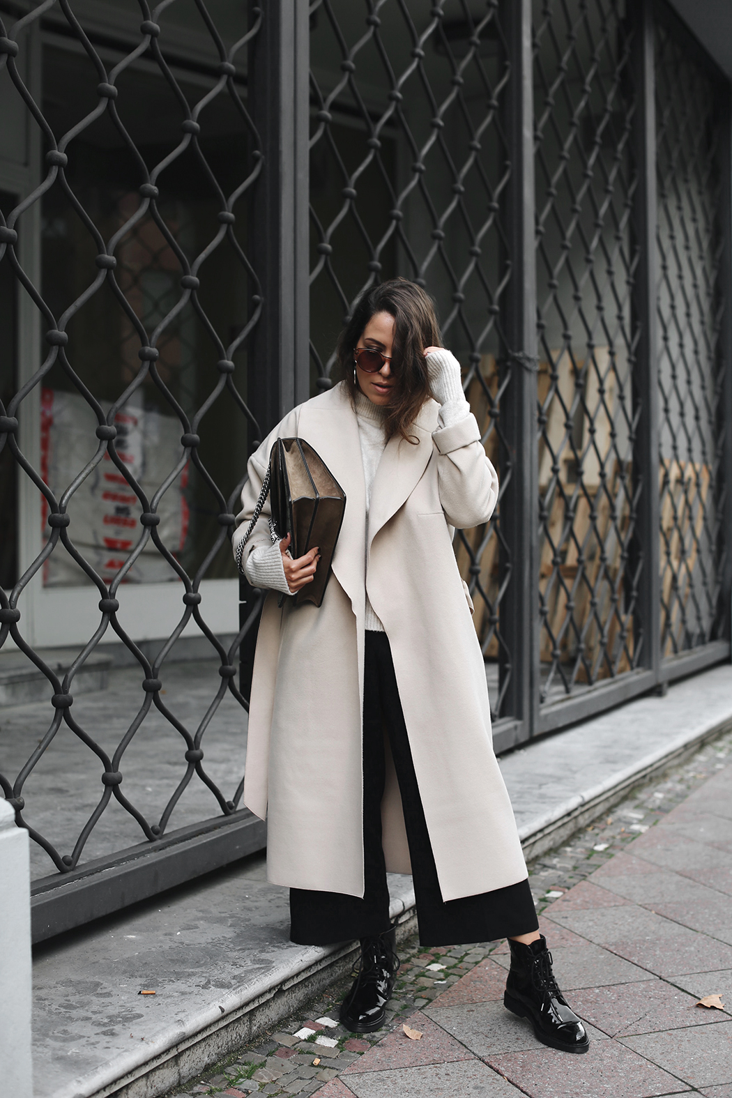 The Dashing Rider Camel Coat Fall Outfit