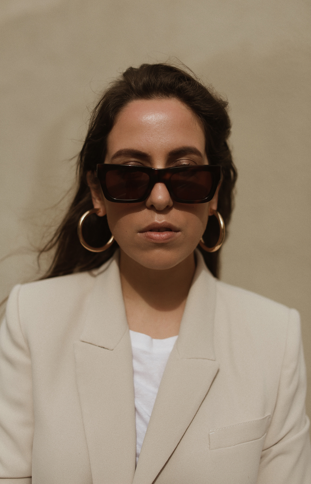 The Look - Fiona Dinkelbach Sun Buddies Greta Sunglasses Tel Aviv Outfit