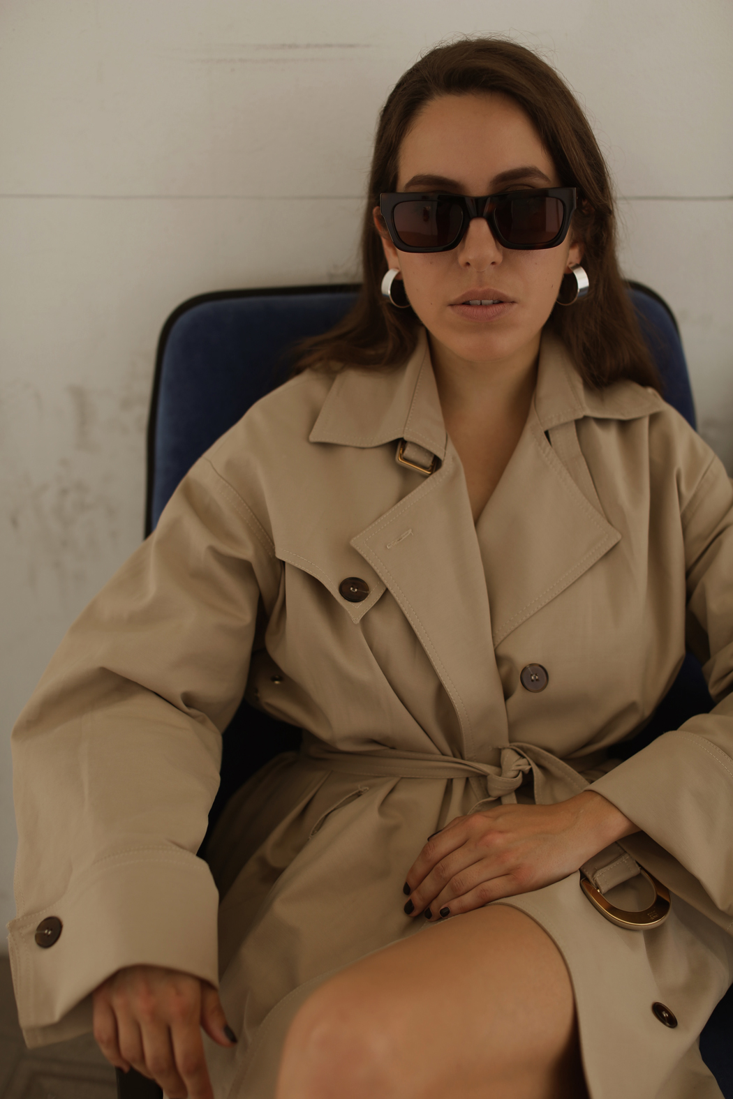 Outfit: Nanushka Trenchcoat - A series by Fiona Dinkelbach