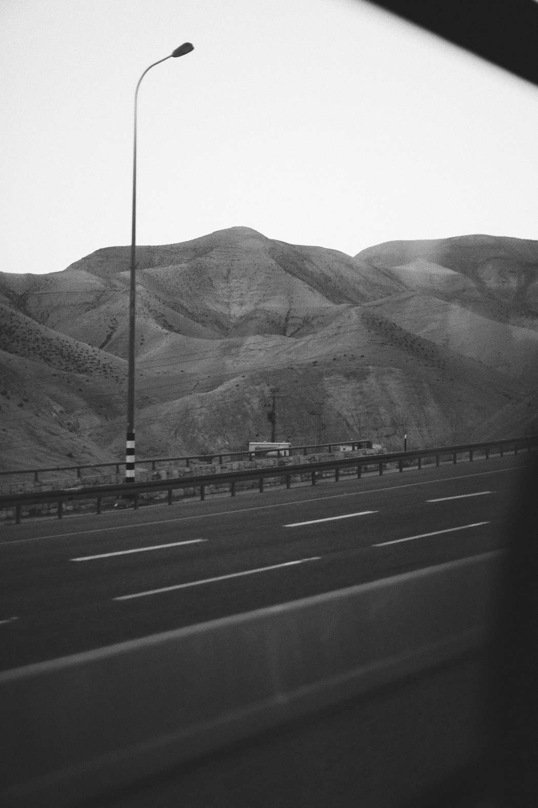 A Visual Story - Shot by Fiona Dinkelbach - Road to Dead Sea, Israel
